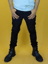 BLACK DENIM